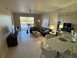 Living area - Sunny Winter: Golf, Tennis/Pickleball and Dining (Naples)