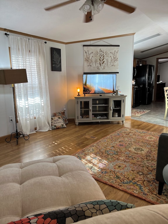 Cozy 3 Bedroom Modern Mobile Home In Charming Moorefield With Wifi - ウェスト・バージニア州