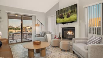 Smart TV, fireplace, table tennis
