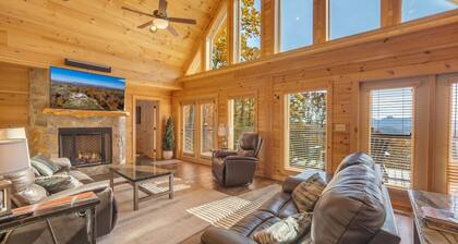For Your Next Family Reunion: Spacious 6BR Near Skiing & Wineries!