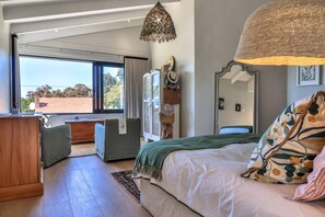 4 Schlafzimmer, Schreibtisch, Bügeleisen/Bügelbrett, kostenloses WLAN