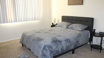 2 bedrooms, iron/ironing board, WiFi, bed sheets