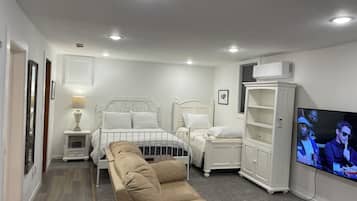 1 Schlafzimmer, BĂŒgeleisen/BĂŒgelbrett, WLAN, BettwĂ€sche