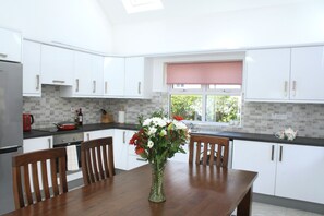 Micro-ondas, fogão, cooktop