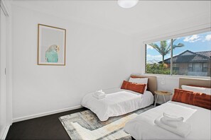 3 bedrooms, desk, iron/ironing board, travel cot