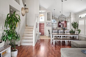 Interior - Chandler Lake House (Chandler)