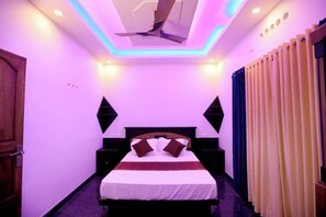4 Schlafzimmer, Zimmersafe, Bügeleisen/Bügelbrett, kostenloses WLAN