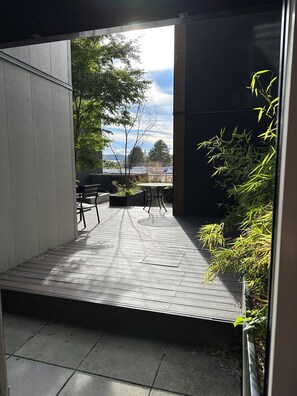View from room - Modern Studio Steps to UW (Seattle)