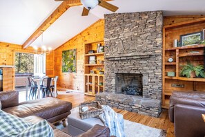 TV connectée, cheminée