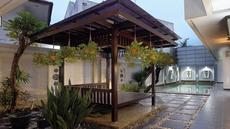 Jambuluwuk Residence Pakubuwono