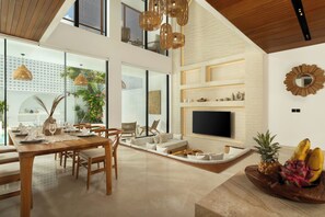 In-room dining - Fenta Villa Canggu by Nakula (Canggu)