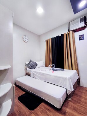 Luokittelematon kuva, 5 kautta 29, painike