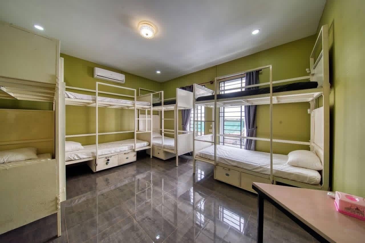 Basic Shared Dormitory | Free WiFi, bed sheets