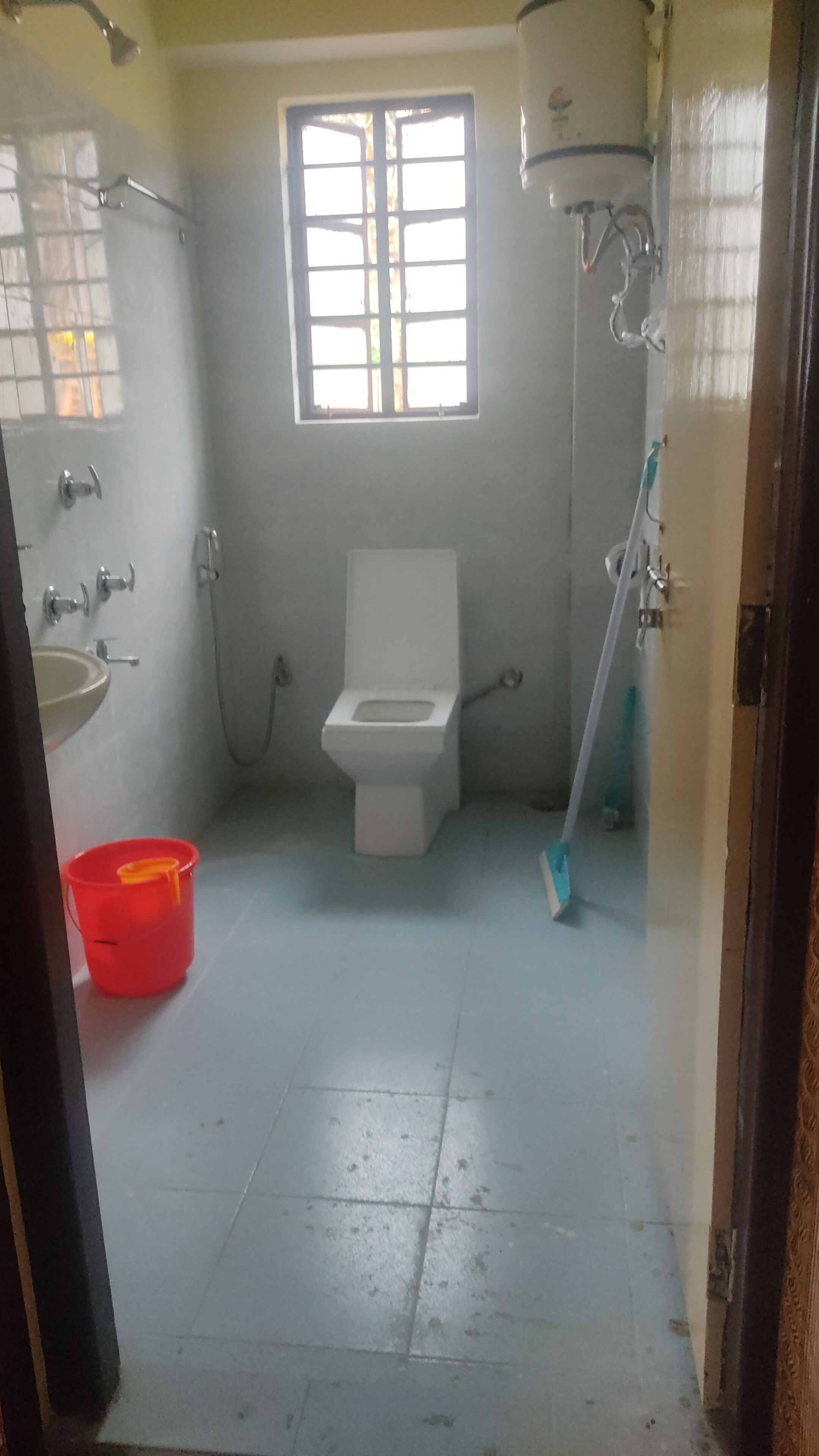 Free toiletries, slippers, towels, soap