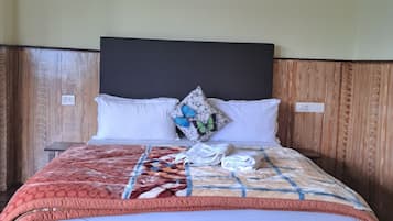 Deluxe Double Room, Balcony, Mountain View