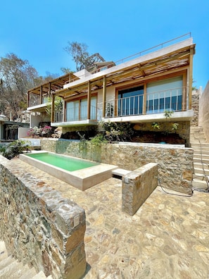 Front of property - La Joya San Agustinillo (Santa María Tonameca)