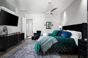 3 bedrooms, free WiFi - Luxury Desert Retreat (Scottsdale)