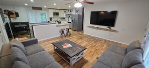 تلفزيون ذكي