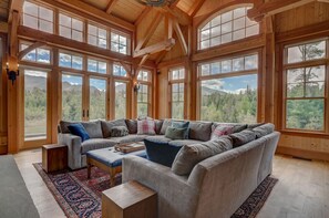 Smart TV, fireplace, table tennis, books