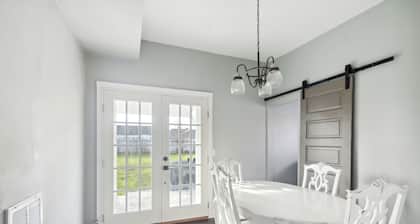 Plaza District 3BR/2.5 Bath - Full Home