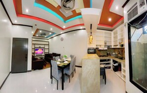 Signature House, 3 Bedrooms, Balcony | In-room dining - Rb's Three Storey House (Zamboanga)