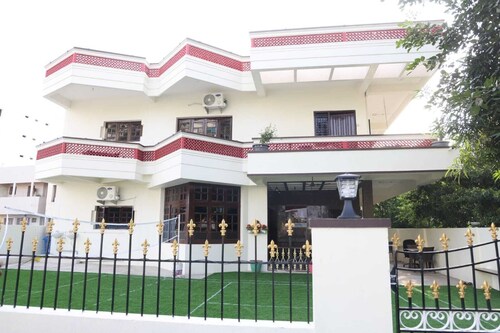 SIGNlN Homestay 8886660628_Luxury 1BHK VILLA HOME