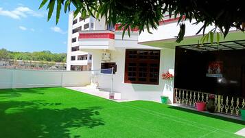 Jardines del alojamiento