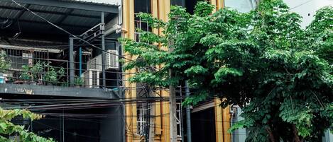 واجهة المنشأة