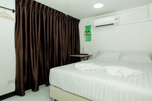 Kamar Double Basic, 1 Tempat Tidur Queen, Bebas Asap Rokok | Wi-Fi gratis dan seprai linen