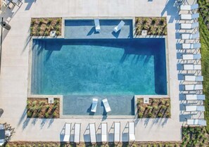 Pool - Magnolia Manor by Apex Short Term Stays (Oxford)