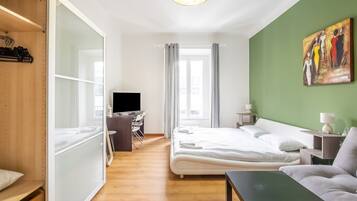 1 bedroom, iron/ironing board, WiFi, bed sheets