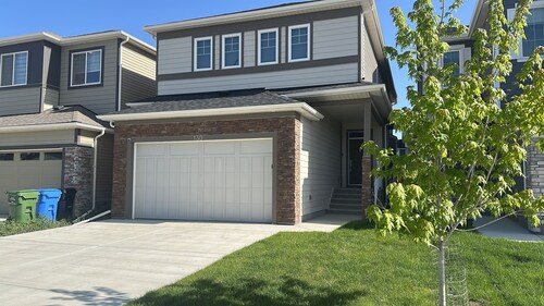 Spacious 3-Bedroom Apartment in  – Perfect for Groups & Families!