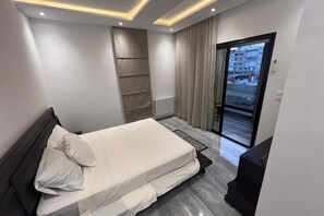 2 Schlafzimmer, Schreibtisch, Bügeleisen/Bügelbrett, kostenloses WLAN