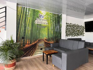 Café da manhã continental grátis todos os dias