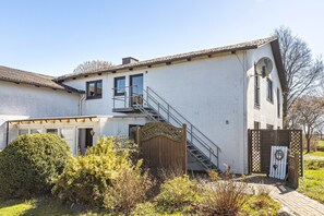 Exterior - Apartment 'Ferienwohnung 1' with Private Terrace, Shared Garden (Buchholz)