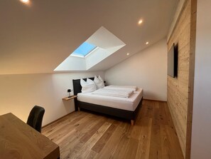 1 camera, Wi-Fi gratuito