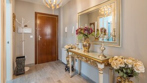 Unclassified image, 2 of 25, button - Luxury Suite Reino de Granada (Granada)