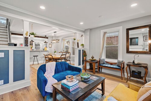 Sophia's Garden Cottage-4BR/2.5B/3Car-P/New HVAC/WiFi /Walk-Z/Colleges/Kids/UP-8