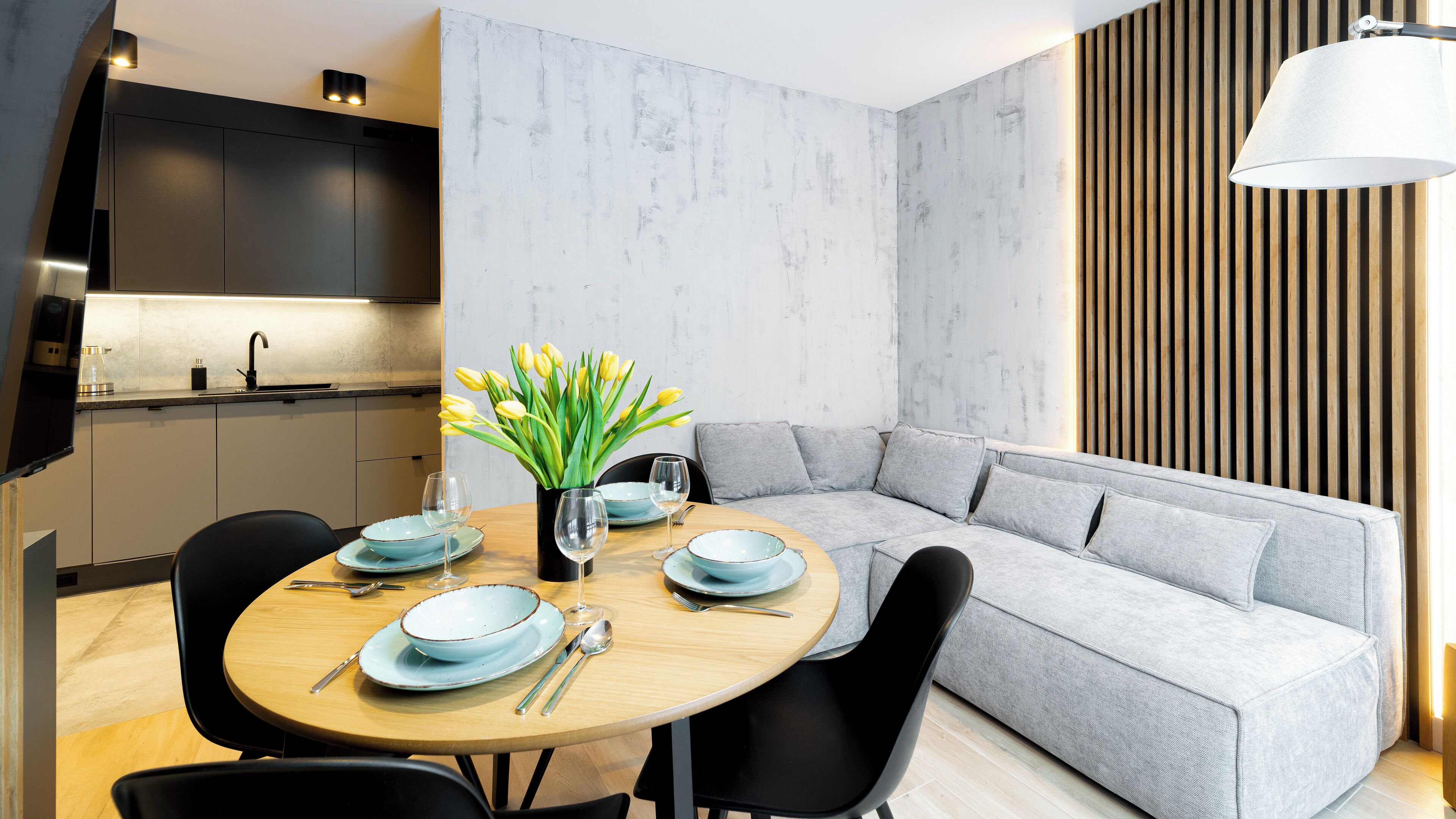 Apartment (8) | Wohnbereich | Flachbildfernseher