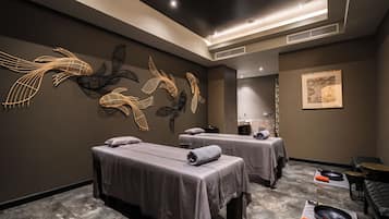 Salas de tratamiento para parejas, sauna y baño de vapor