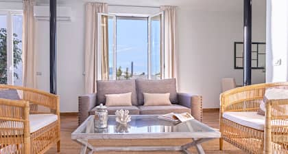 Genteel Home Recaredo