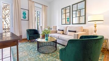 Apartment, 1 Bedroom | Living area | 30-inch Smart TV with digital channels