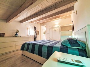 2 chambres, lit de bébé portatif, accès au Wi-Fi (inclus)