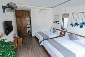 Superior-Vierbettzimmer, Gartenblick | 1 Schlafzimmer, kostenloses WLAN