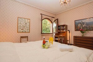 3 dormitoris, un bressol de viatge i wifi gratuïta