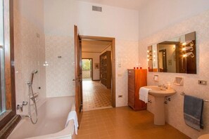 Dusche, Bidet