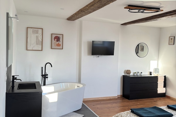 2 slaapkamers, reisbedje, gratis wifi, beddengoed