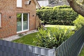 Property grounds - Holiday Apartment Dream Pearl (Norddeich)