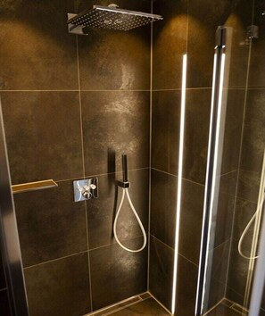 Dusche, Haartrockner