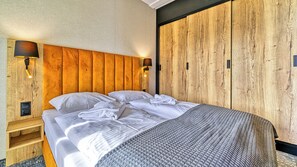 Laptop workspace, iron/ironing board, free WiFi - Apartamenty Sun & Snow Złoty Horyzont (Szklarska Poreba)